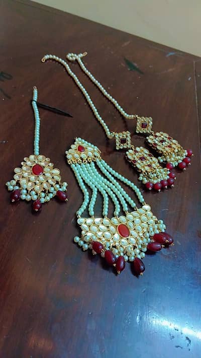 Brand new kundan jewellery