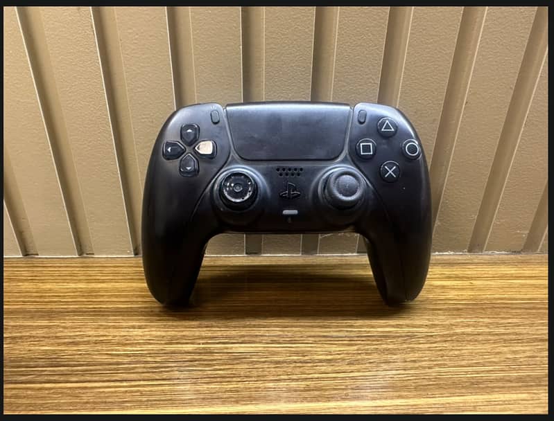 USED PS5 CONTROLLER 0