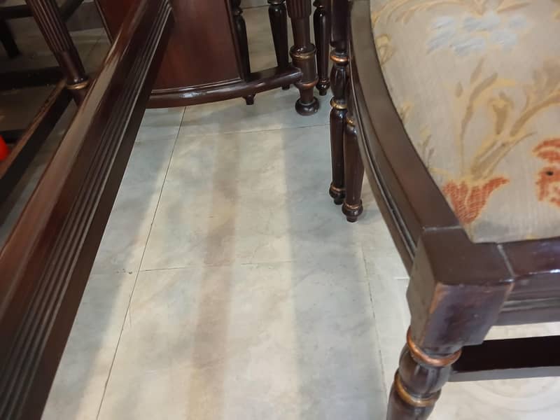 Dining table 3