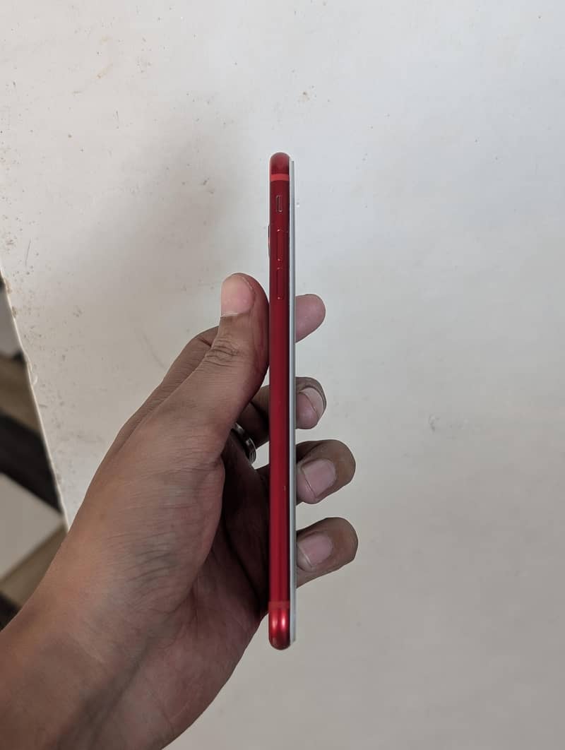 Apple iPhone 7 Plus 2