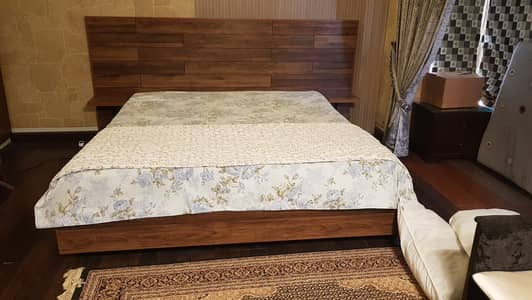 Bed with side tables and Dressing Table