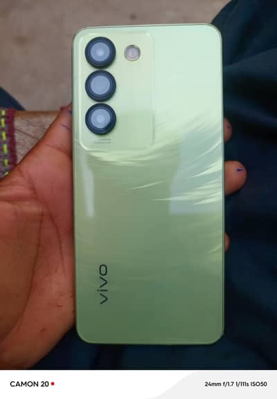 Vivo Y100