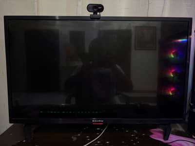32’ LED TV - For Sale