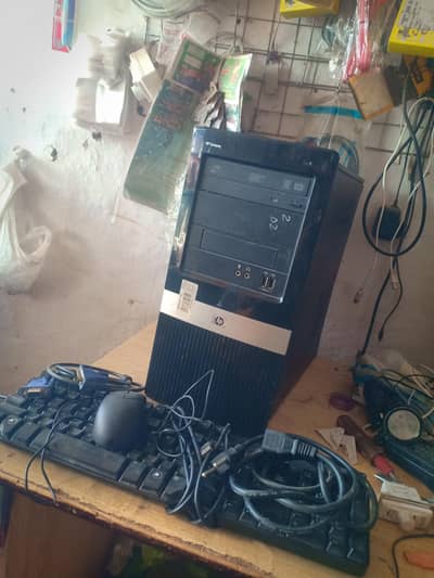 hp CPU with 320gb keyboard & mouse And cable's