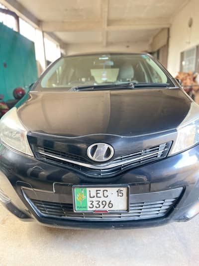 Toyota Vitz Jewela 2011/2015 Model 1st Owner Total Genuine