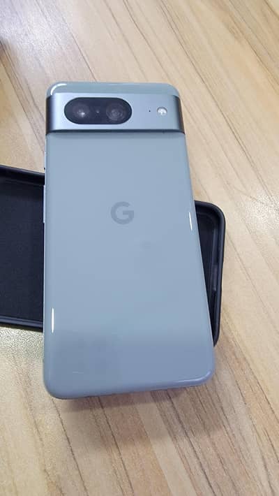 Google Pixel 8