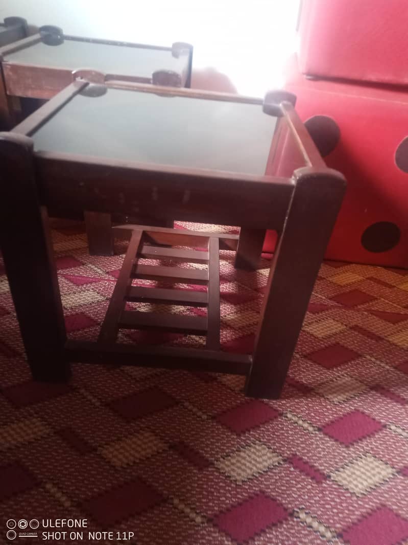 Tables 0