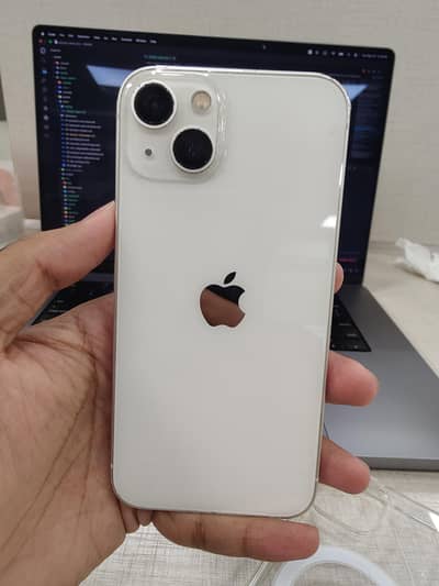 Apple iPhone 13