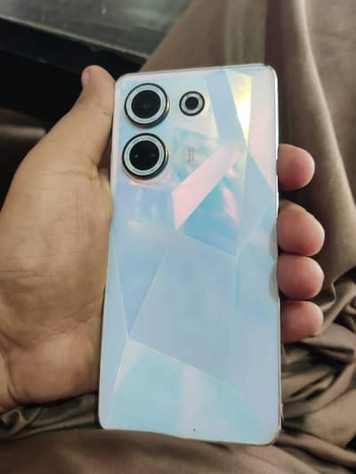 Tecno CAMON 20 8+8/256GB WITH BOXS