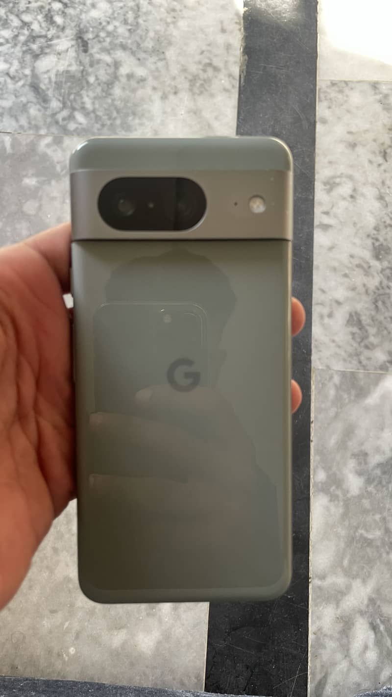 Google Pixel 8 5