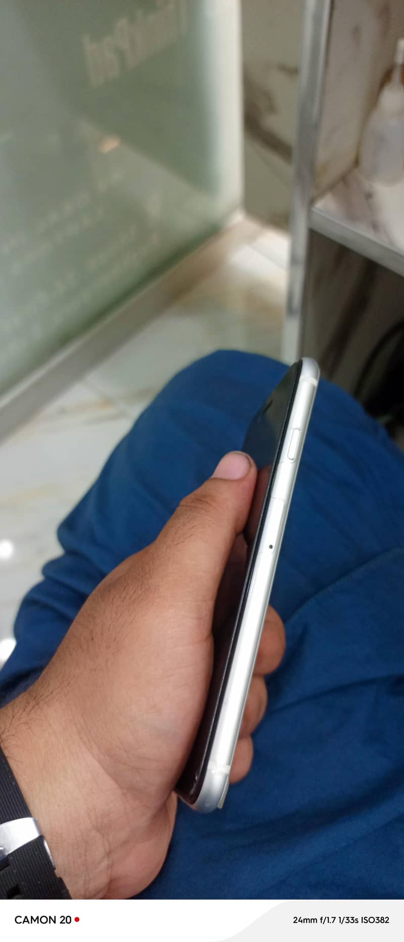 Apple iPhone SE 4