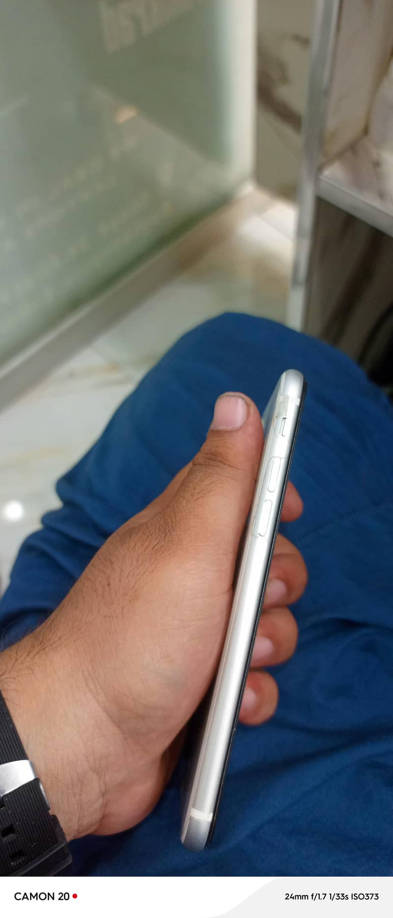 Apple iPhone SE 6
