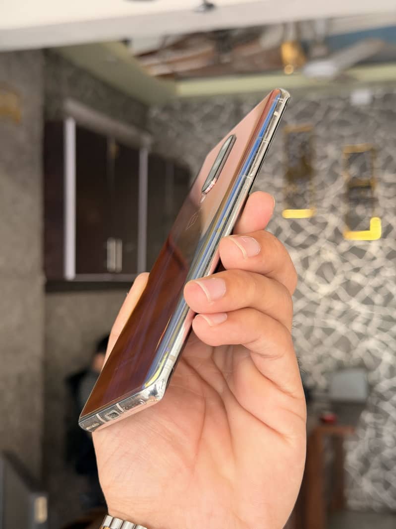 One Plus 8 5