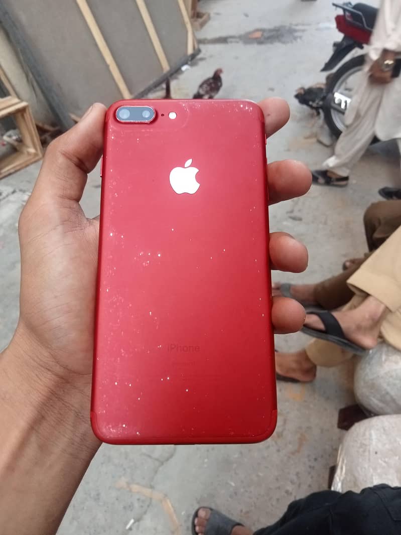 Apple iPhone 7 Plus 0