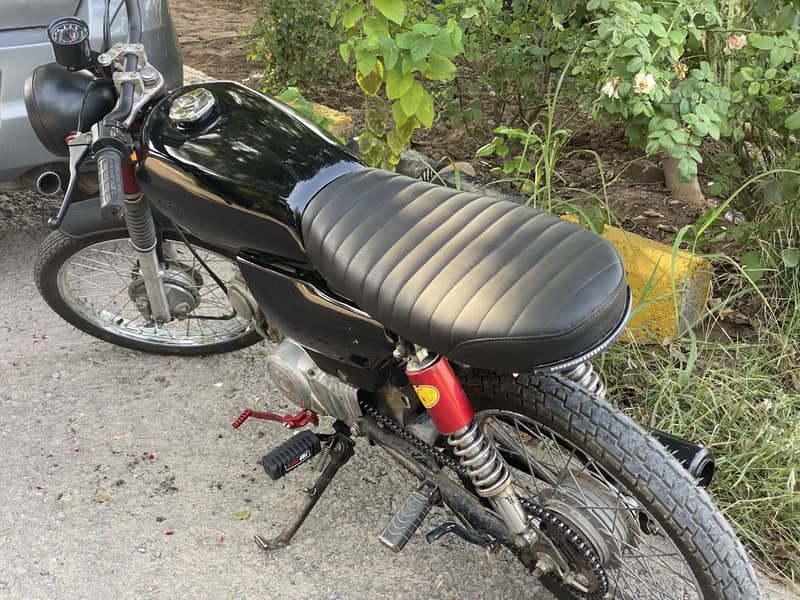 Cafe racer 1