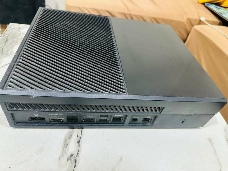 Xbox one console 2
