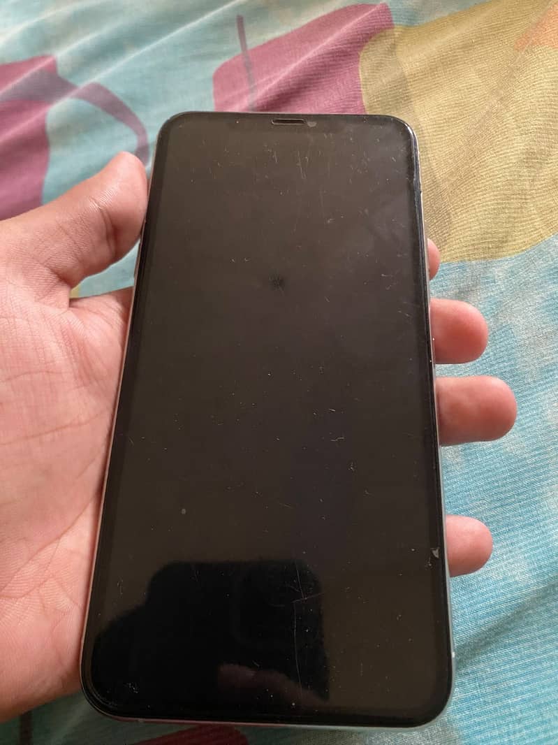 Apple iPhone 11 Pro Max 2
