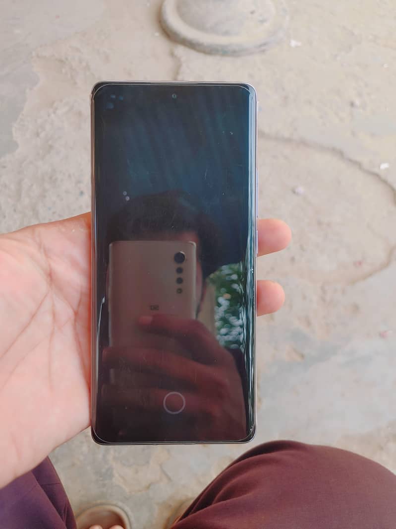 Xiaomi Redmi Note 14 Pro 1