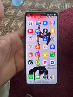 Tecno CAMON 30 0