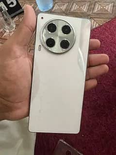 Tecno CAMON 30 2