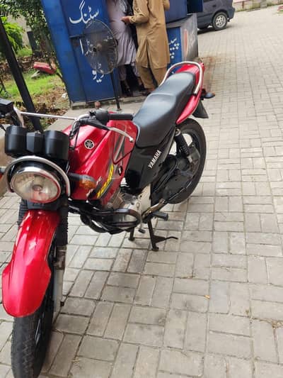 selling of Yamaha ybr 125g