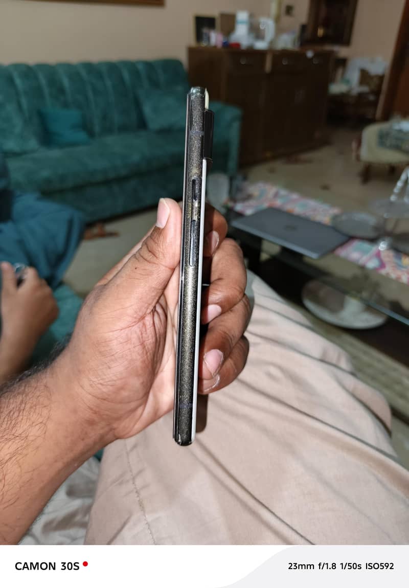 Google Pixel 6 5