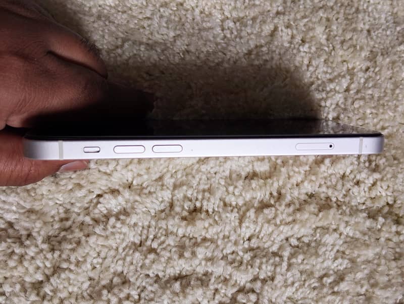 Apple iPhone 12 3
