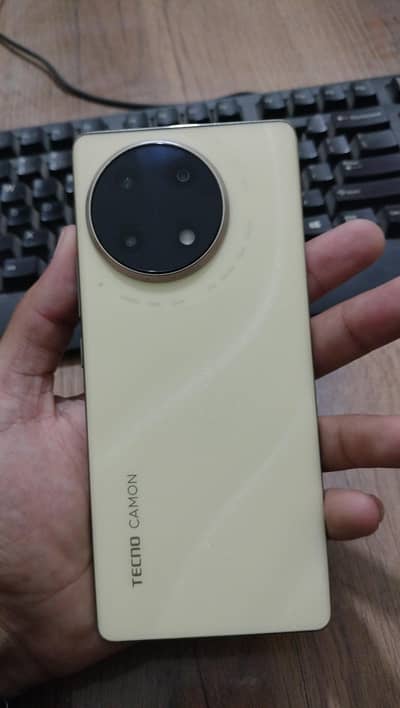Tecno CAMON 30S