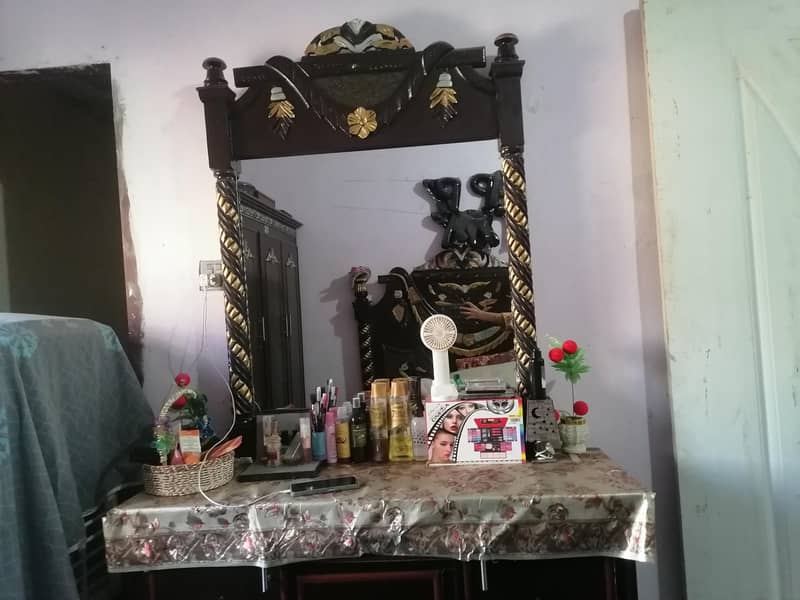 dressing table 2