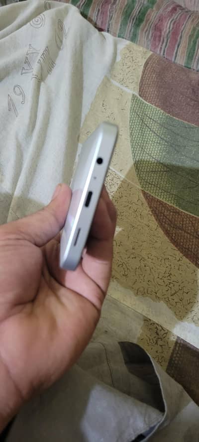 Samsung Mobile A06