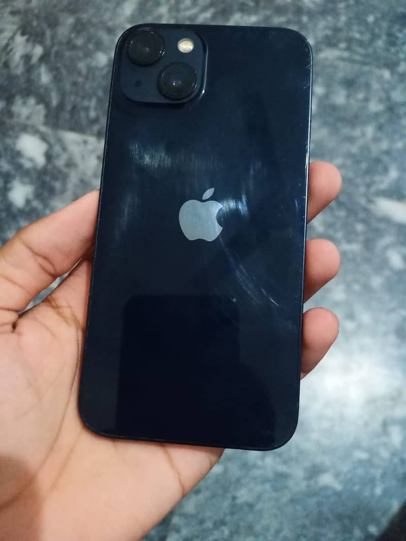 Apple iPhone 13 5