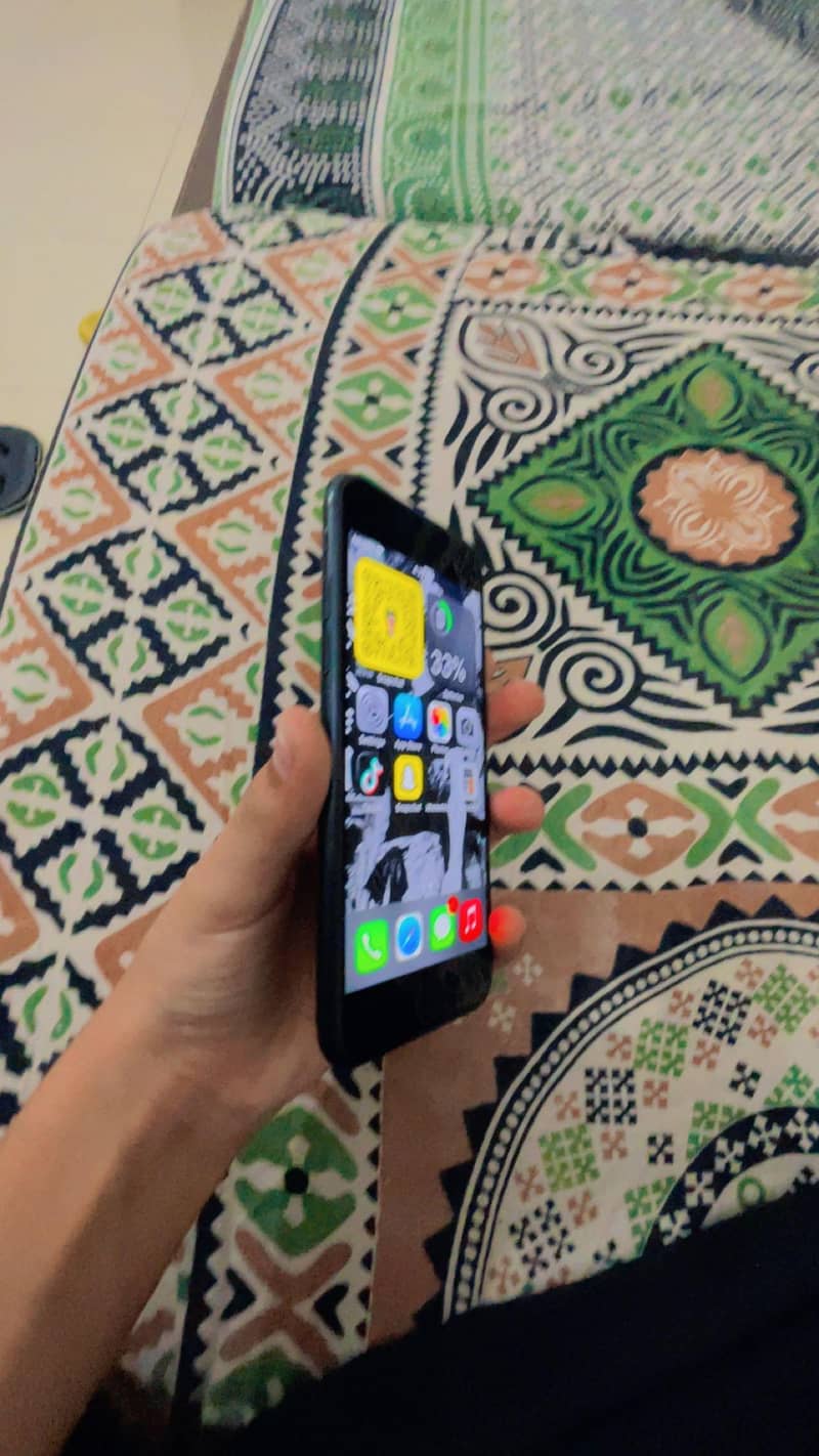 Apple iPhone 7 8