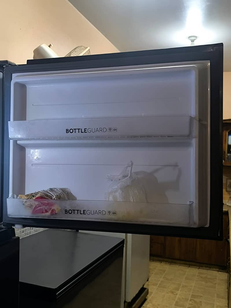 Haier Double Door Refrigerator | Fridge | Excellent Condition 9