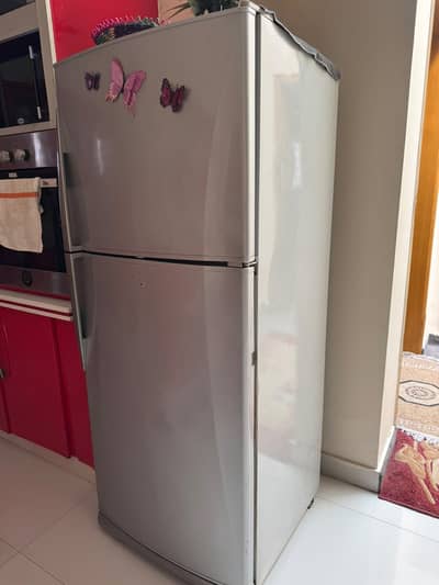 DAWLNECE FRIDGE  all ok