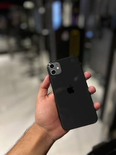 iPhone 11 Black – Excellent Condition [Non-PTA]