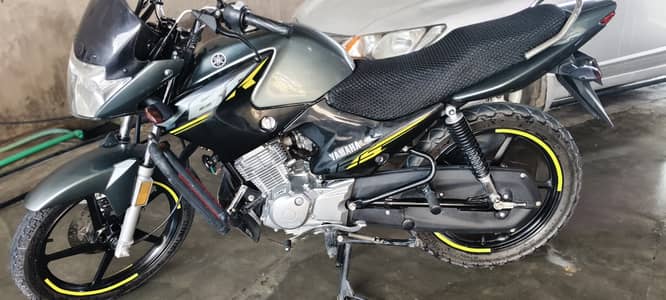 Yamaha YBR 125 2025