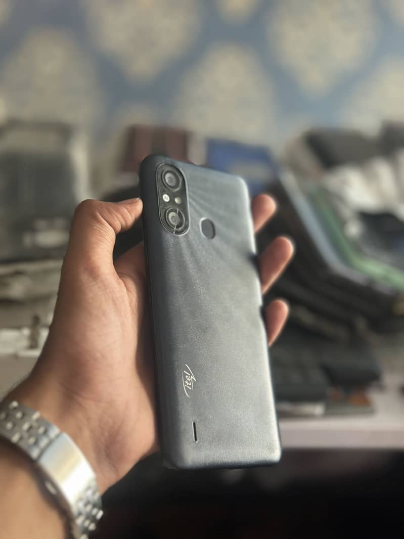 Itel A49 1