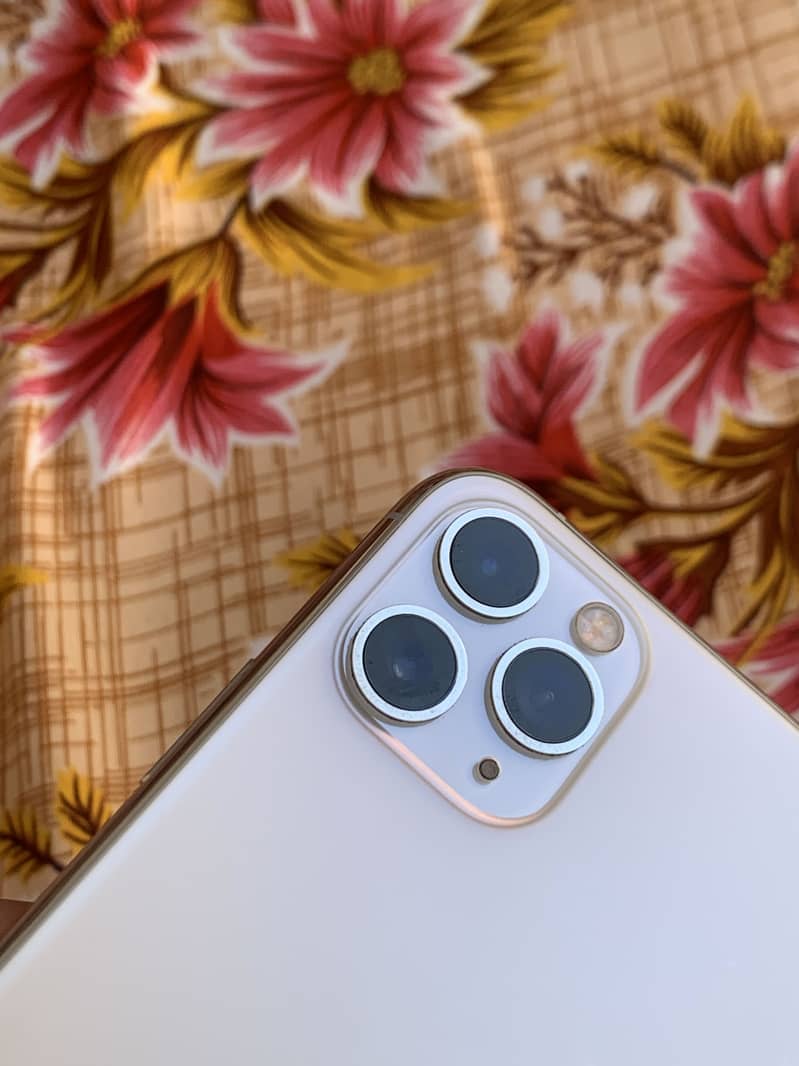 IPhone 11 Pro 1