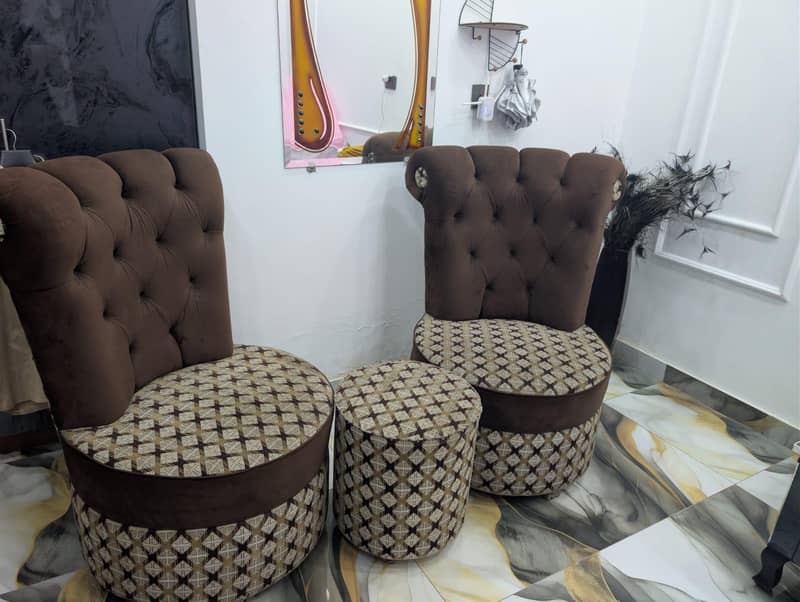 Royal Brown sofa 0