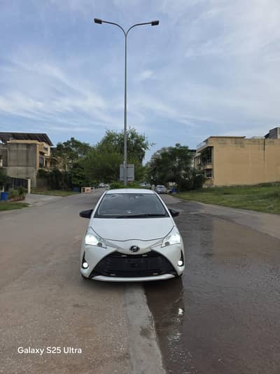Toyota Vitz 2017