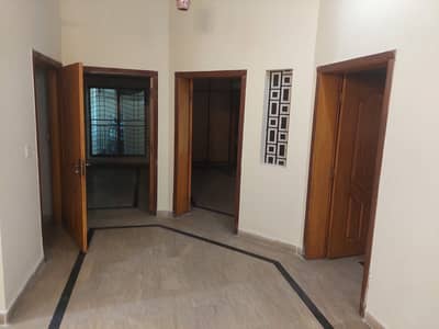Upper Portion Available For Rent