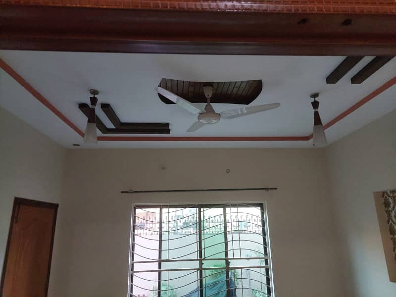 Upper Portion Available For Rent 4