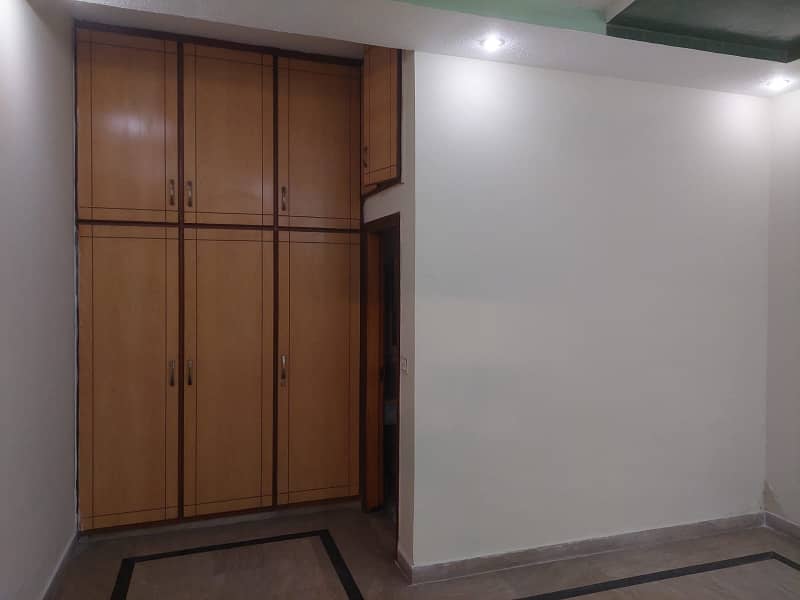 Upper Portion Available For Rent 8
