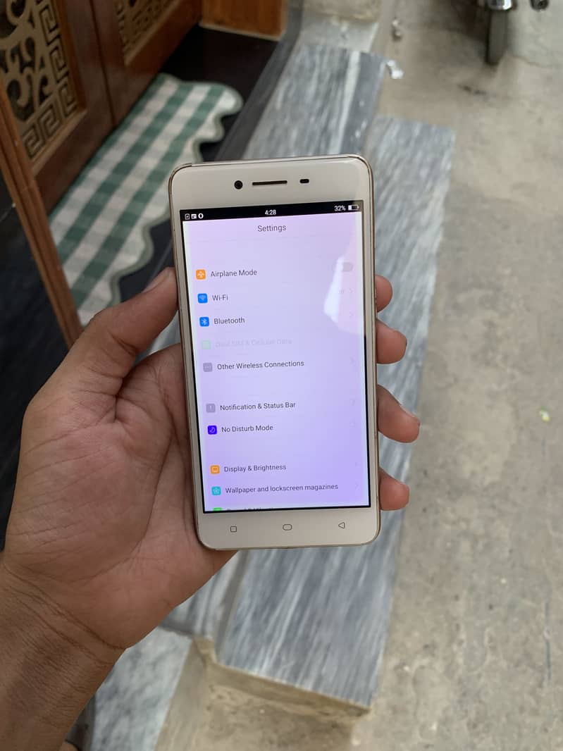 OPPO A37 2