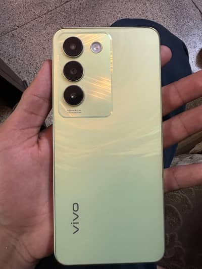 Vivo Y100