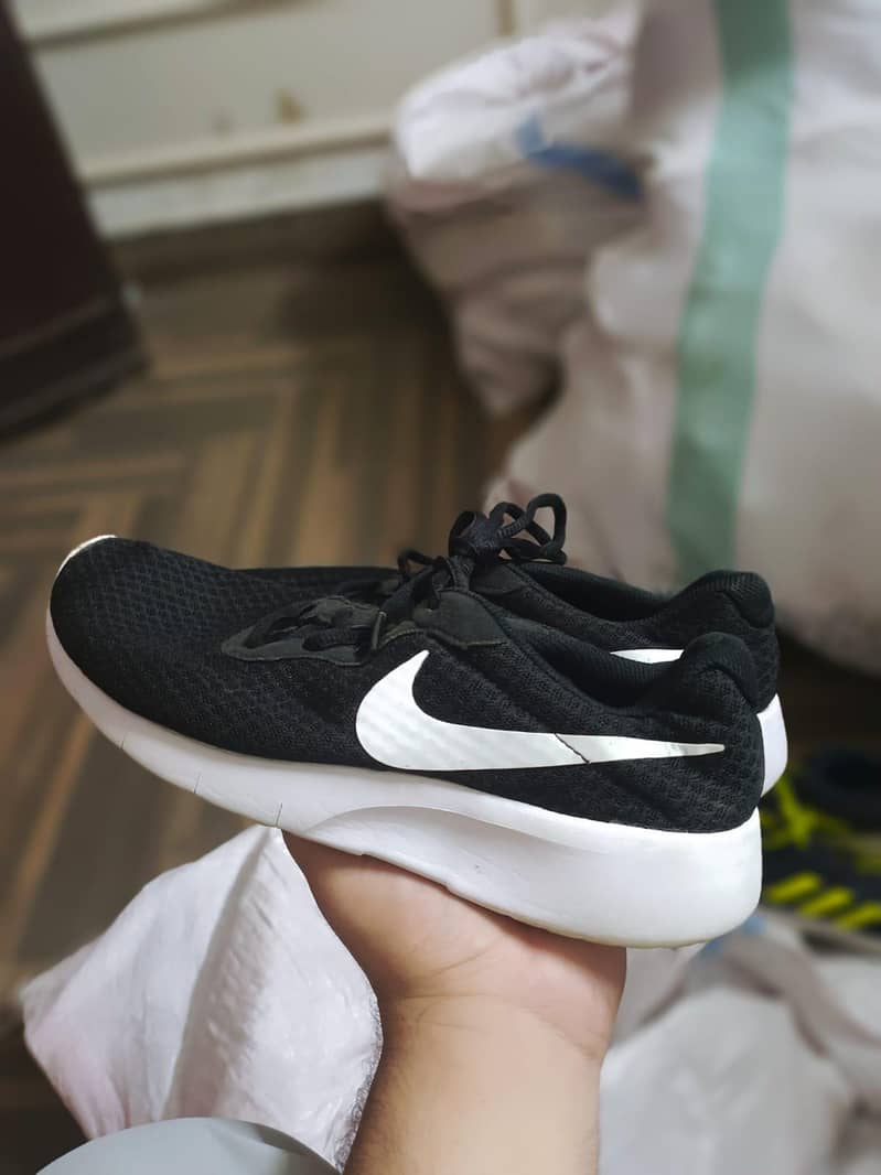 Premium Kicks 7