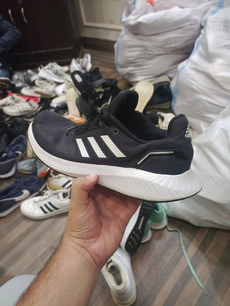 Premium Kicks 14