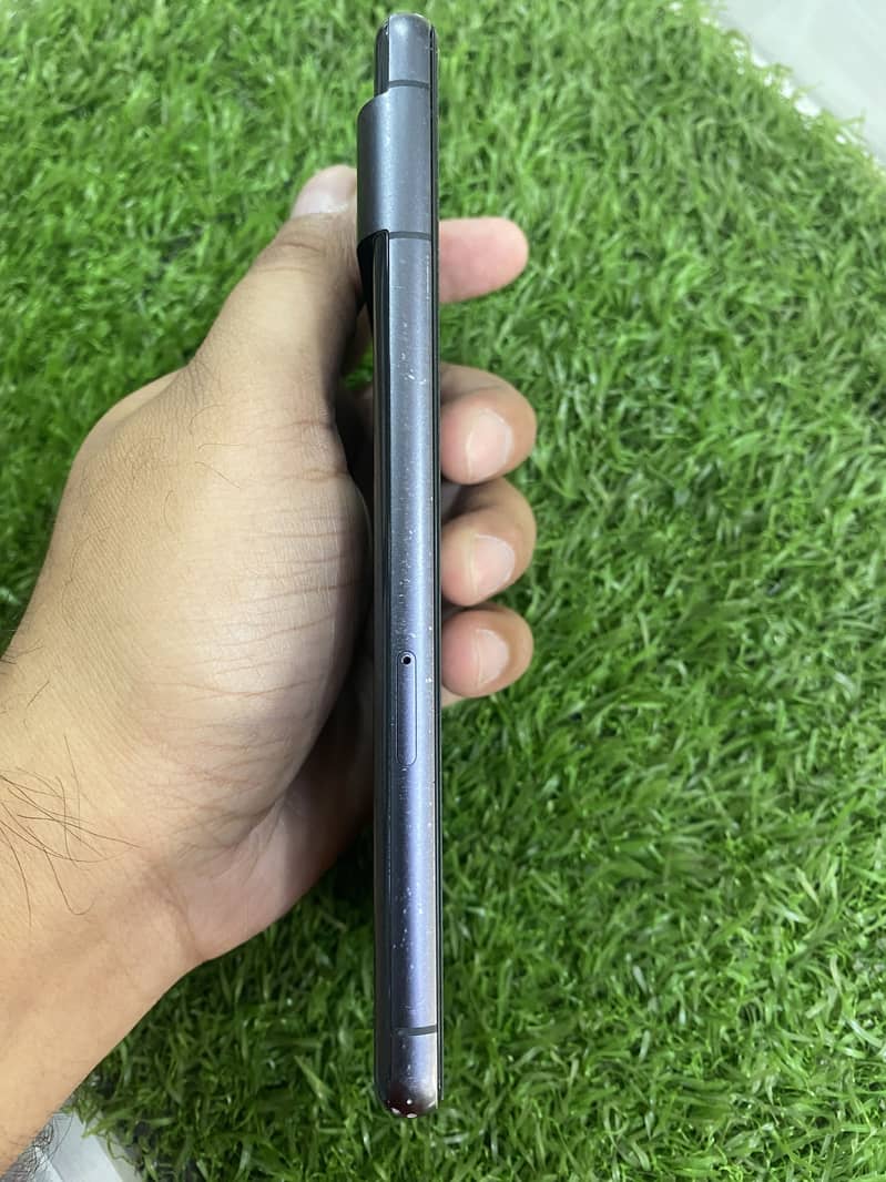 Google Pixel 7 4