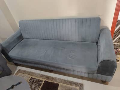 2 seater and sofa combed