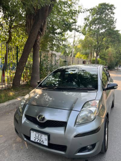 Toyota Vitz 2010